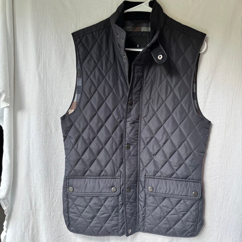 London Fog navy quilted vest Mens size s